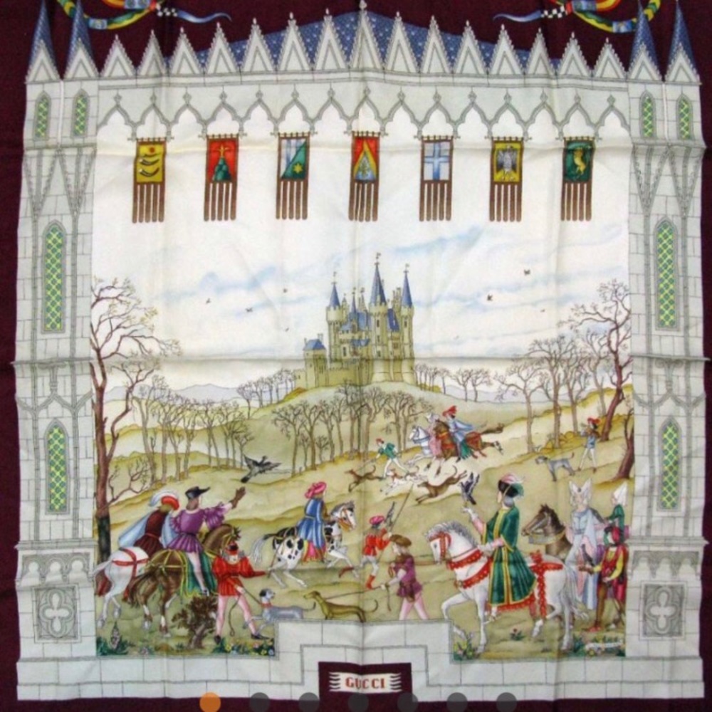 ISO Gucci hunt scene scarf!!